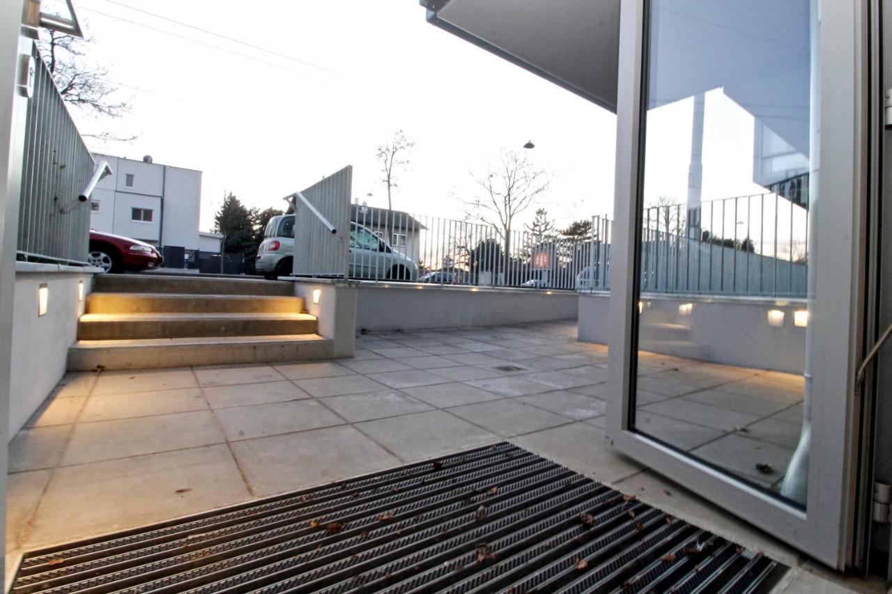 Yellow Flower Apartment With Pool - 5 Min To Lake Viena Exterior foto